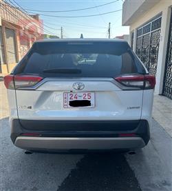 تۆیۆتا ڕاڤ 4